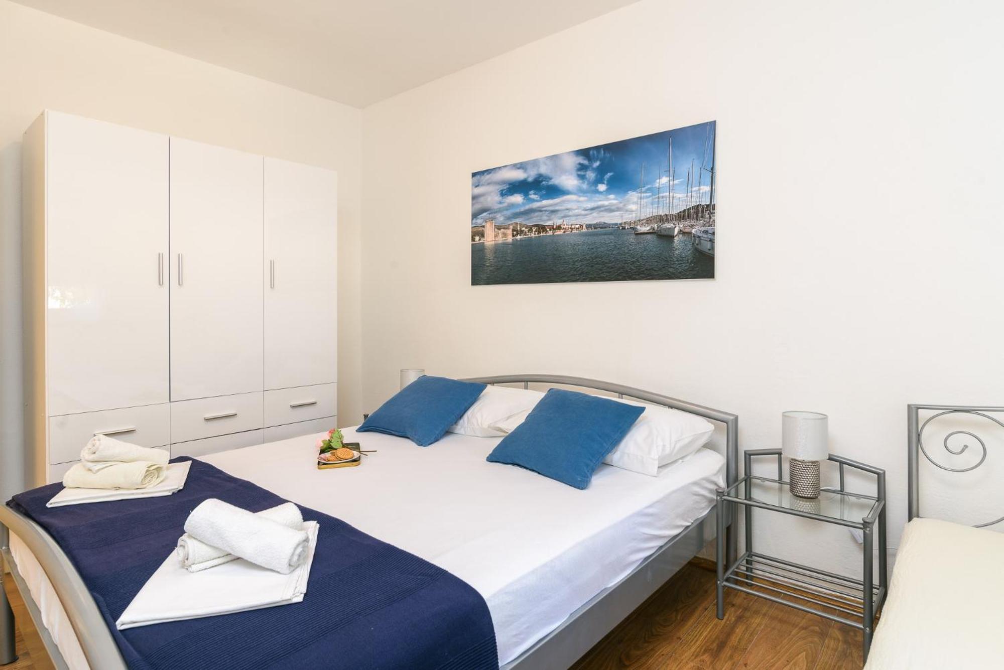 Apartments Mare Trogir Luaran gambar