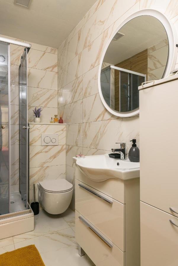Apartments Mare Trogir Luaran gambar