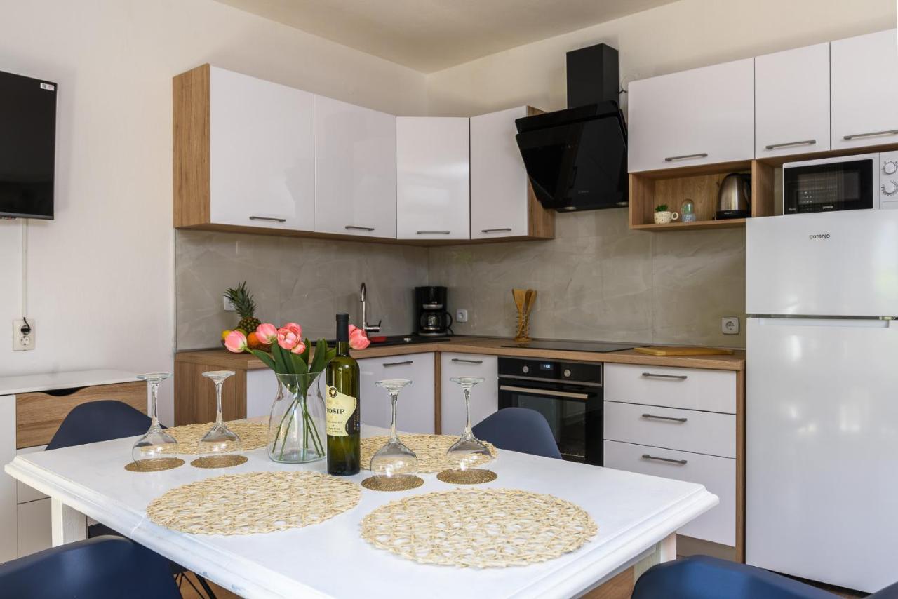 Apartments Mare Trogir Luaran gambar
