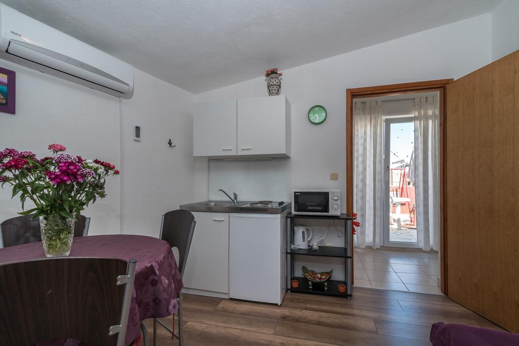 Apartments Mare Trogir Luaran gambar