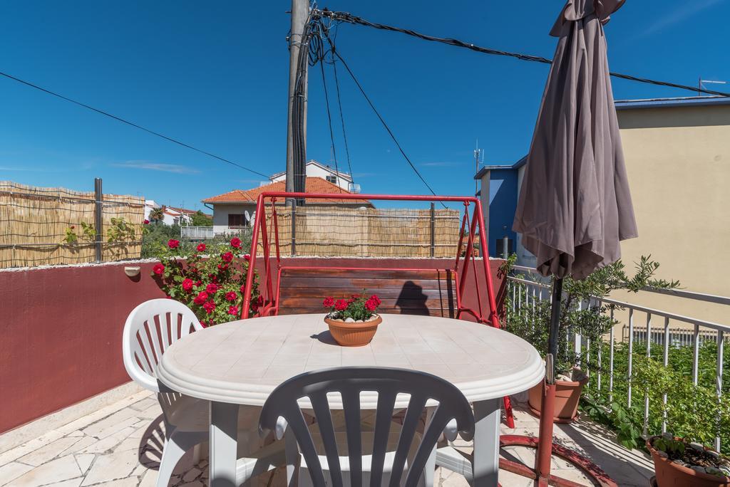 Apartments Mare Trogir Luaran gambar