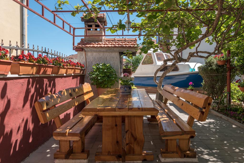 Apartments Mare Trogir Luaran gambar